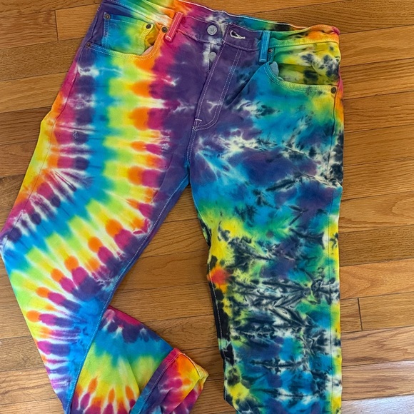 Colorful Tie-Dye vintage Levi Jeans - Picture 4 of 5